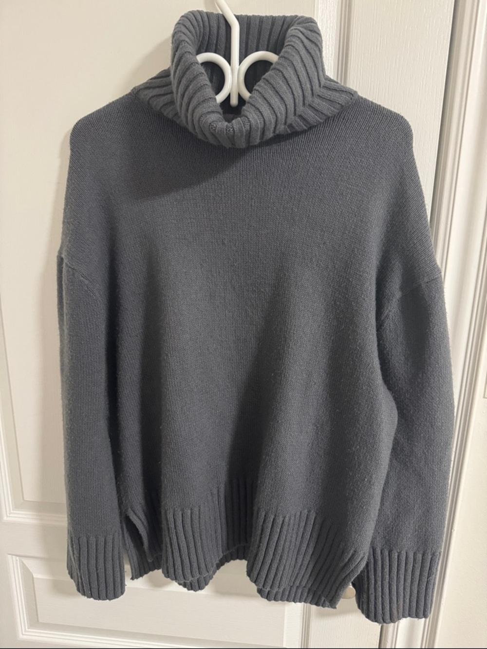 Turtleneck Oversized Women's Sweater - Charcoal Gray